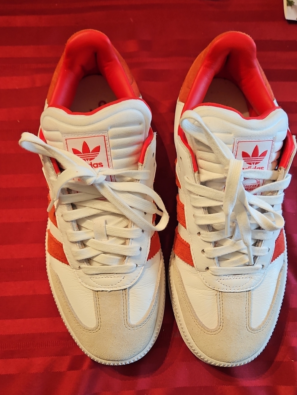 adidas Men’s White & Red Retro Low-Top Sneakers